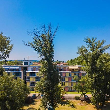 Mf Villa Azur Wellness Apartment Siofok Exterior photo